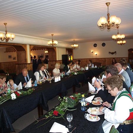 Vossestrand Hotel And Apartments Миркдален Екстериор снимка