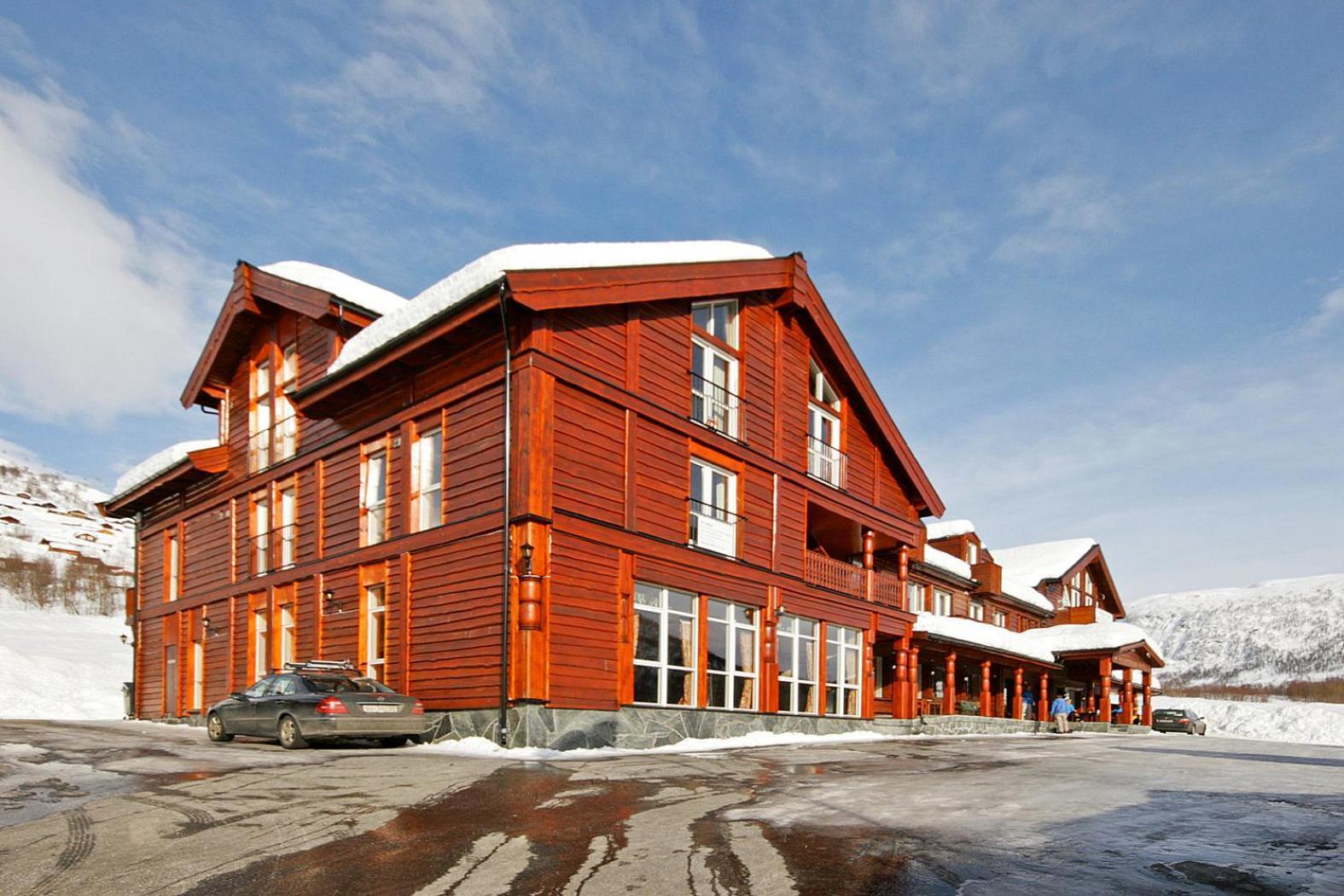 Vossestrand Hotel And Apartments Миркдален Екстериор снимка